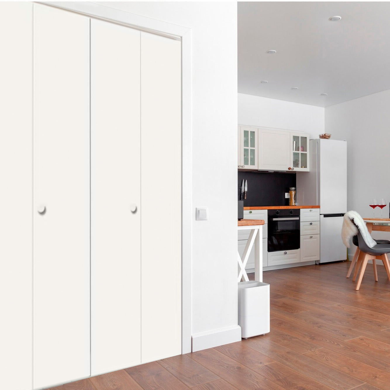 files/flush-bifold_s.jpg